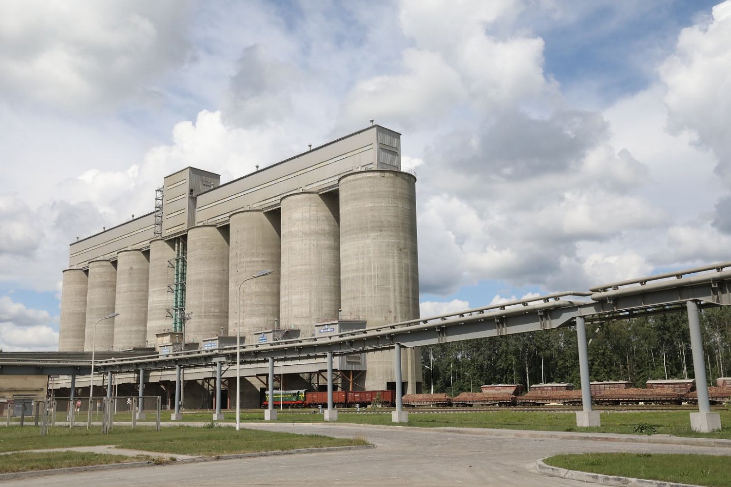 ОАО «Кричевцементношифер» выпустило 10-миллионную тонну цемента!